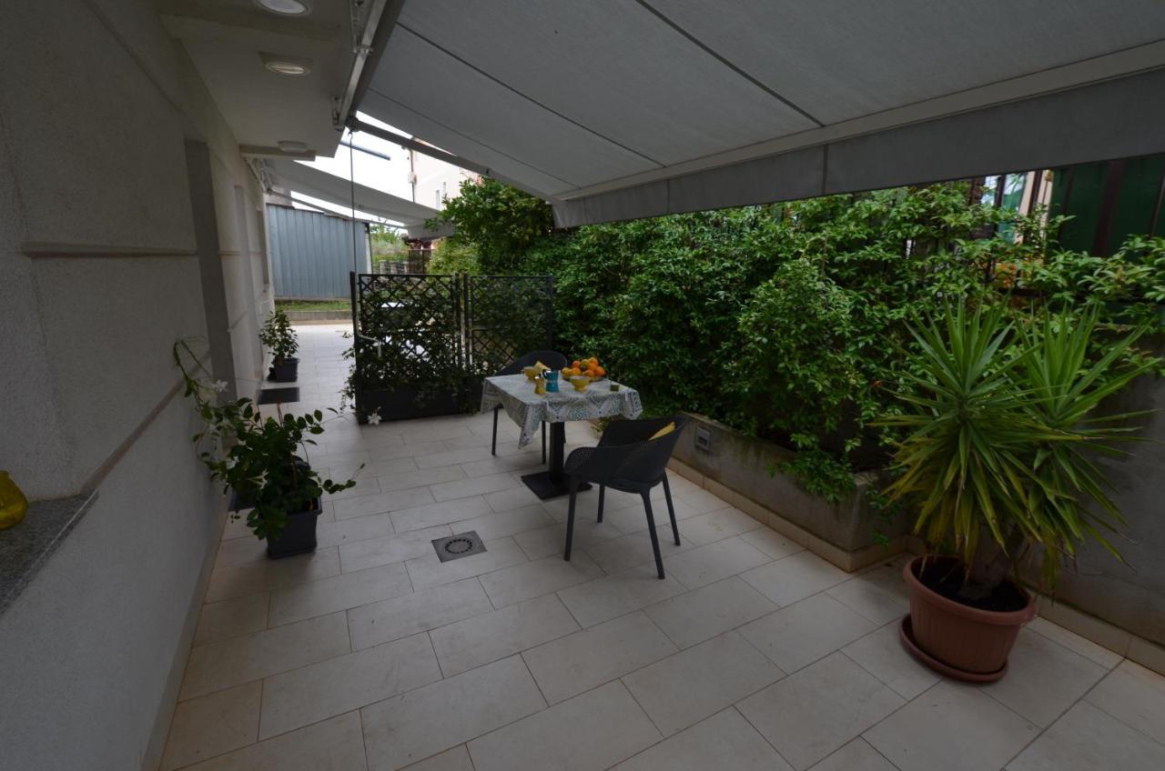 Apartments Karmen Maria Novigrad Istria Extérieur photo